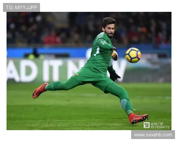 成都足球队防守反击战术分析与成败得失探讨